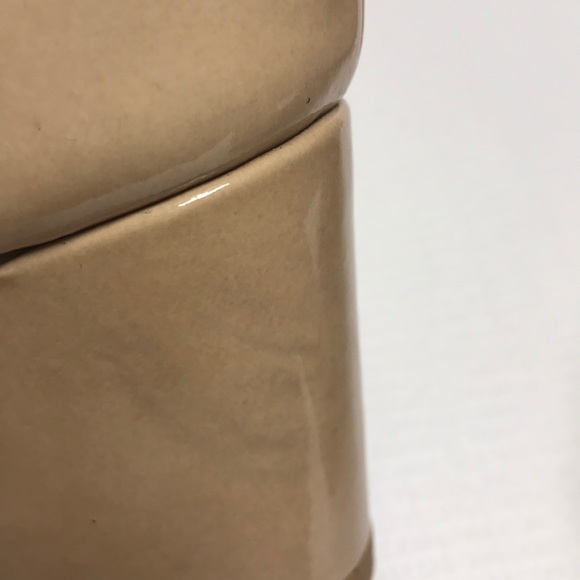 Stuart Weitzman block 2.5” heel beige patent leather 7.5 M MSRP $385 - Picture 8 of 9